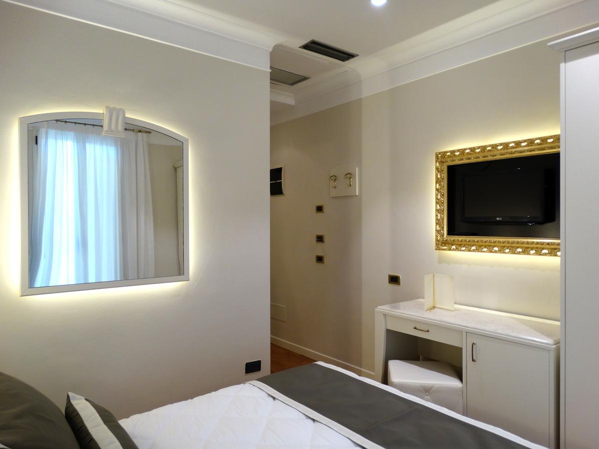 Novecento Suite Hotel Riccione Zewnętrze zdjęcie