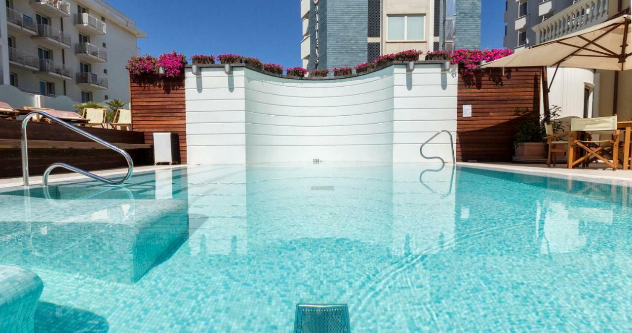 Novecento Suite Hotel Riccione Zewnętrze zdjęcie